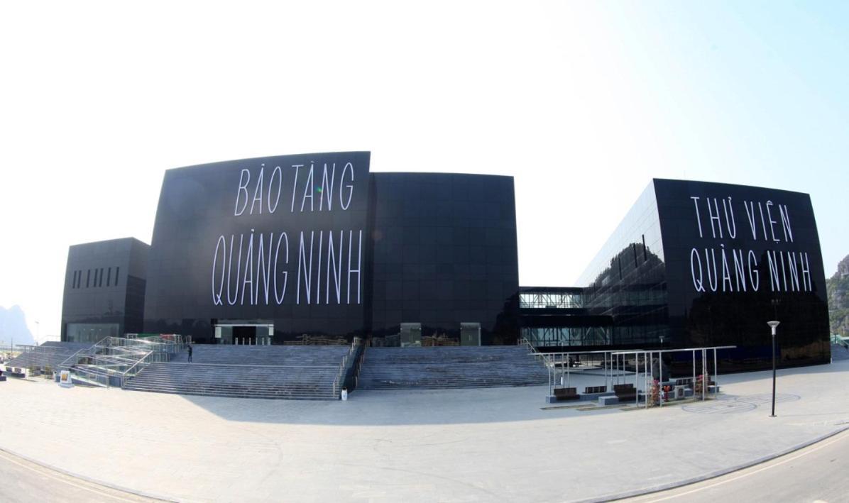 Ngoc Anh Hotel Ha Long Exterior foto